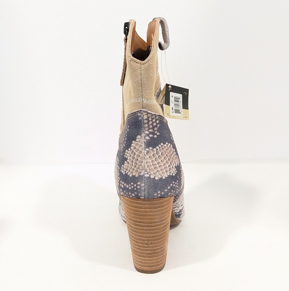 NWT Dingo Calico Snake Print Leather Boots. - Picture 11 of 16